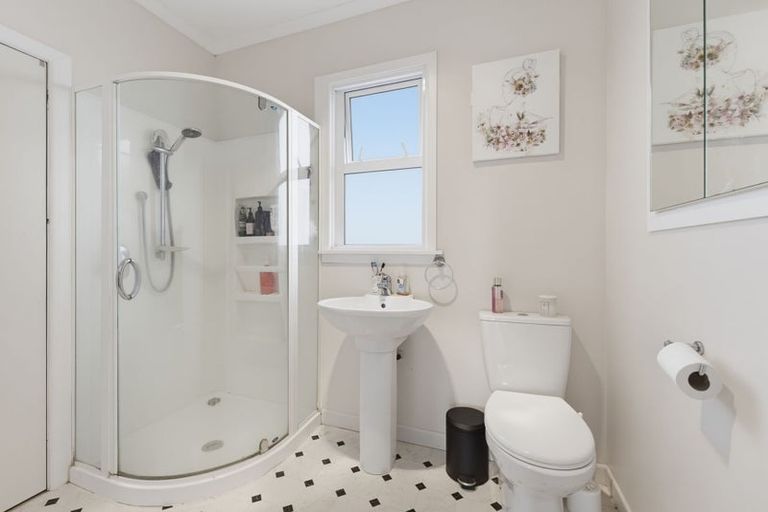 Photo of property in 194 Parsons Street, Tawhero, Whanganui, 4501