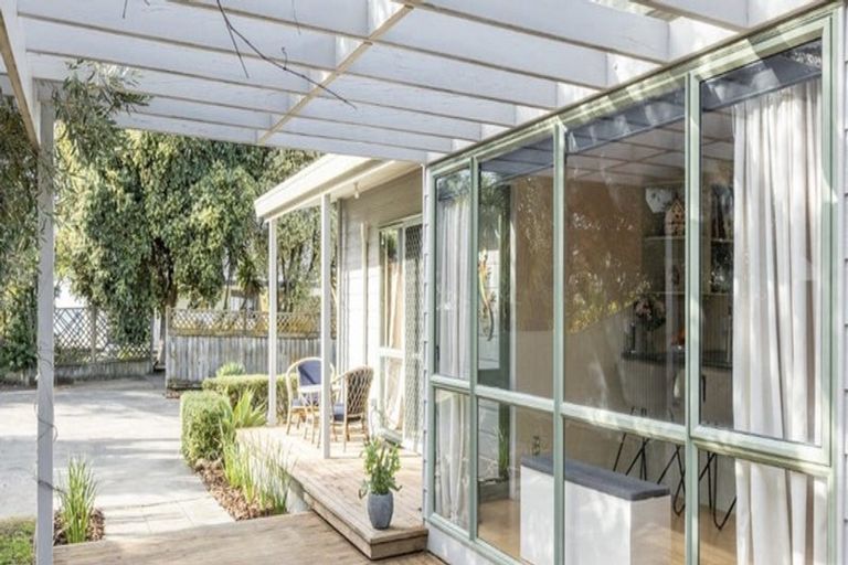 Photo of property in 14 Gill Road, Bay View, Napier, 4104