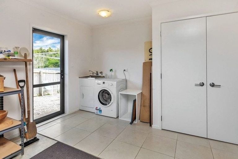 Photo of property in 12 Miners Lane, Te Kamo, Whangarei, 0112