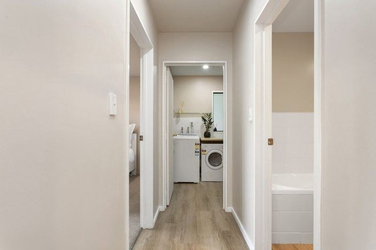 Photo of property in 106 Cannon Hill Crescent, Mount Pleasant, Christchurch, 8081