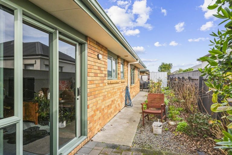 Photo of property in 17 Manhattan Court, Paraparaumu Beach, Paraparaumu, 5032