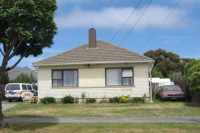 Photo of property in 42 Riley Crescent, Woolston, Christchurch, 8023