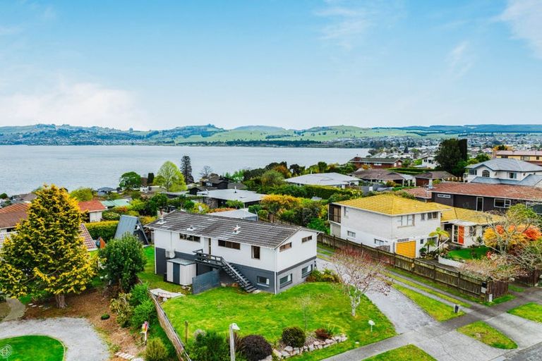 Photo of property in 45 Kurupae Road, Hilltop, Taupo, 3330