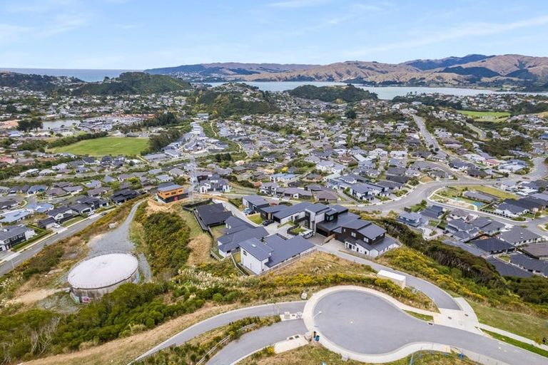 Photo of property in 2 Trysail Place, Whitby, Porirua, 5024