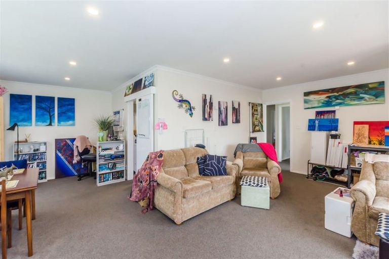 Photo of property in 49a Ocean Road, Paraparaumu Beach, Paraparaumu, 5032