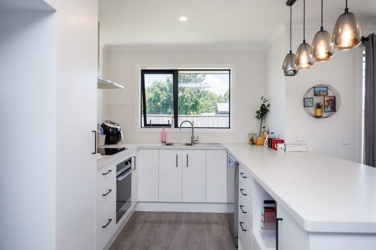 Photo of property in 12a Potaka Street, Marton, 4710