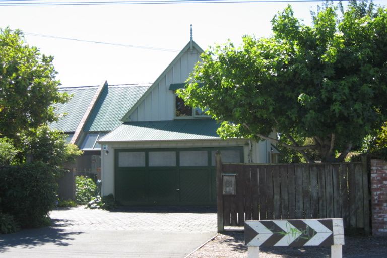 Photo of property in 81 Office Road, Merivale, Christchurch, 8014