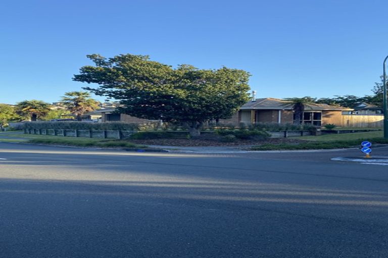 Photo of property in 1 Karamu Terrace, Pyes Pa, Tauranga, 3112
