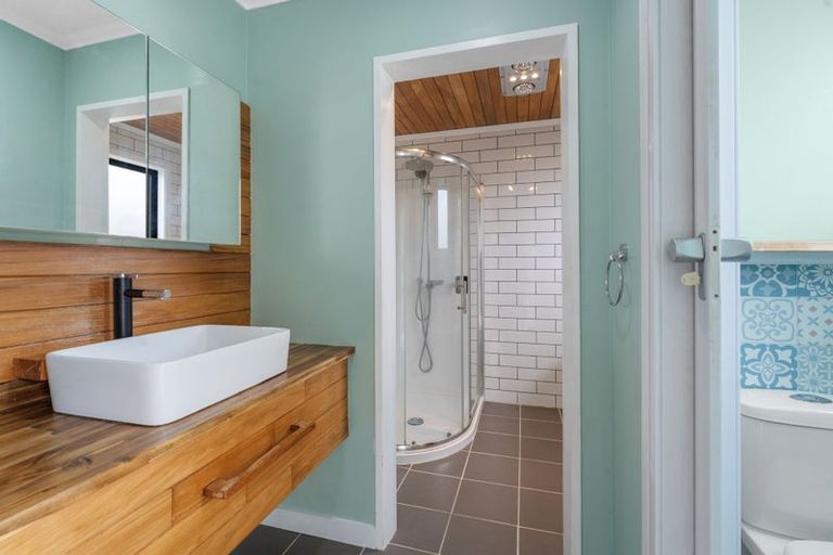 Photo of property in 43 Michael Road, Paraparaumu Beach, Paraparaumu, 5032