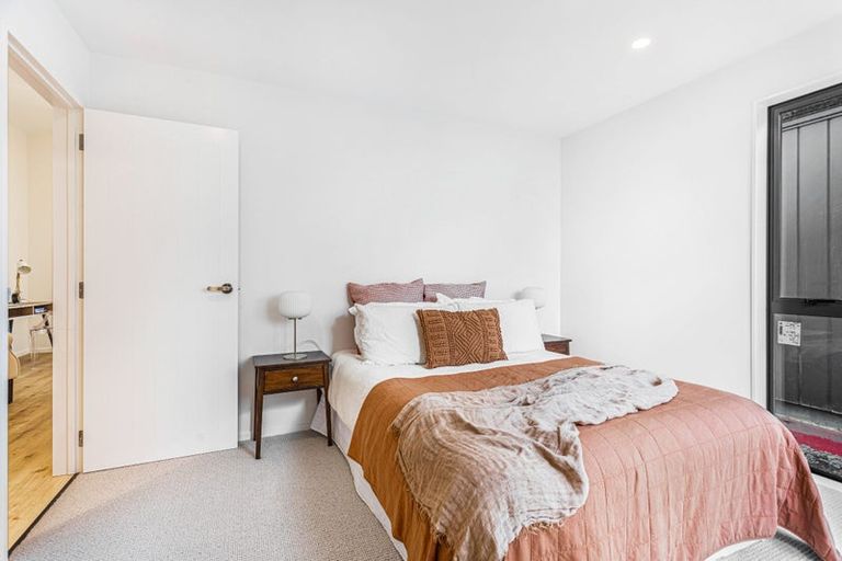 Photo of property in 58 Horokaka Street, Massey, Auckland, 0614