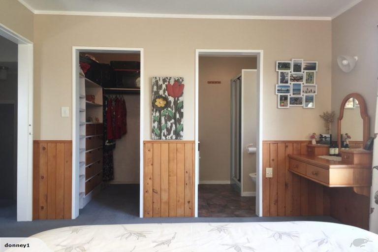 Photo of property in 15 Milsom Place, Te Puke, 3119