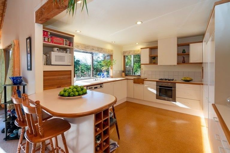 Photo of property in 19 Langdale Avenue, Paraparaumu, 5032