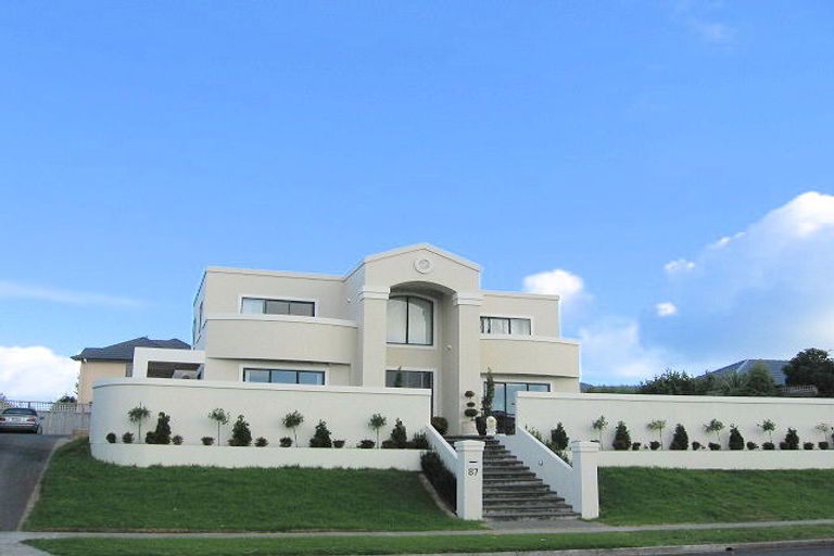 Photo of property in 87 Milne Drive, Paraparaumu, 5032