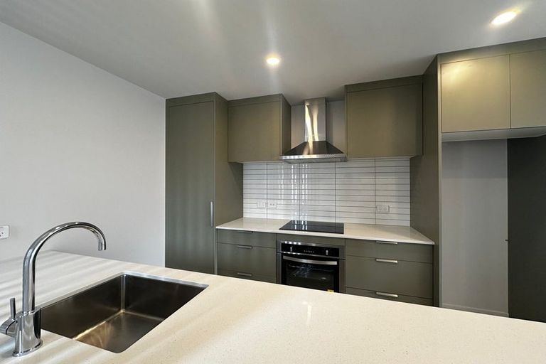 Photo of property in 21/7 Johnston Grove, Taita, Lower Hutt, 5011