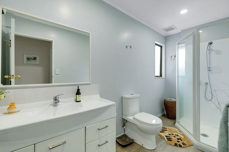 Photo of property in 4 Latitude Close, Whitby, Porirua, 5024