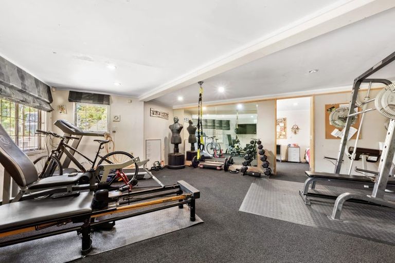 Photo of property in 303 Don Buck Road, Massey, Auckland, 0614