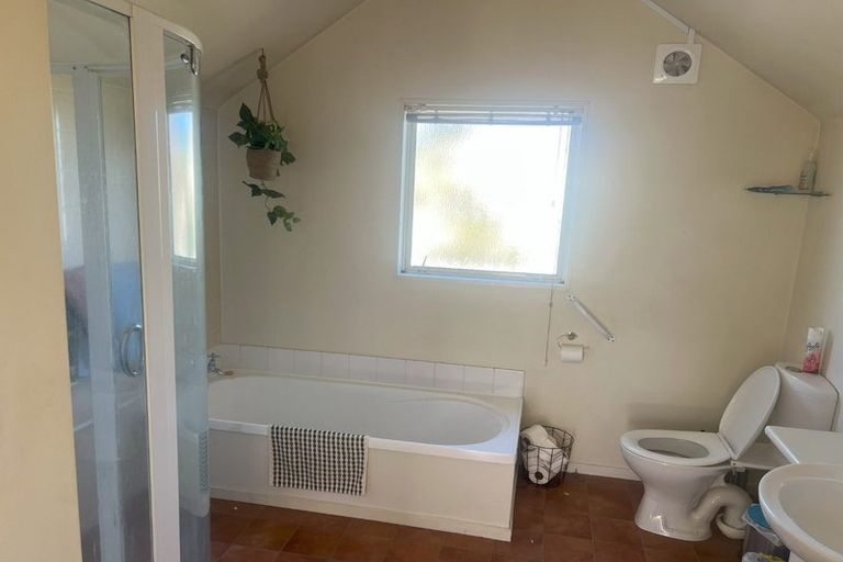 Photo of property in 17a Lothian Street, Ilam, Christchurch, 8041