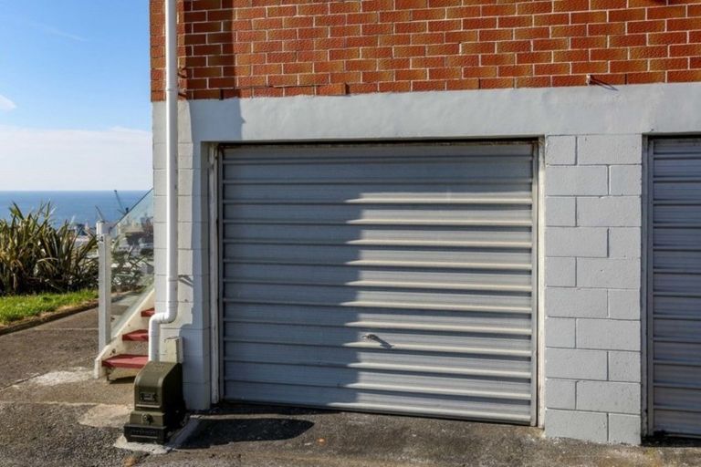 Photo of property in 1/1 Findlay Street, Moturoa, New Plymouth, 4310