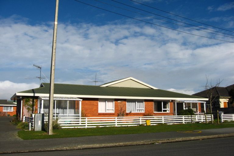 Photo of property in 7b Huia Street, Waikiwi, Invercargill, 9810