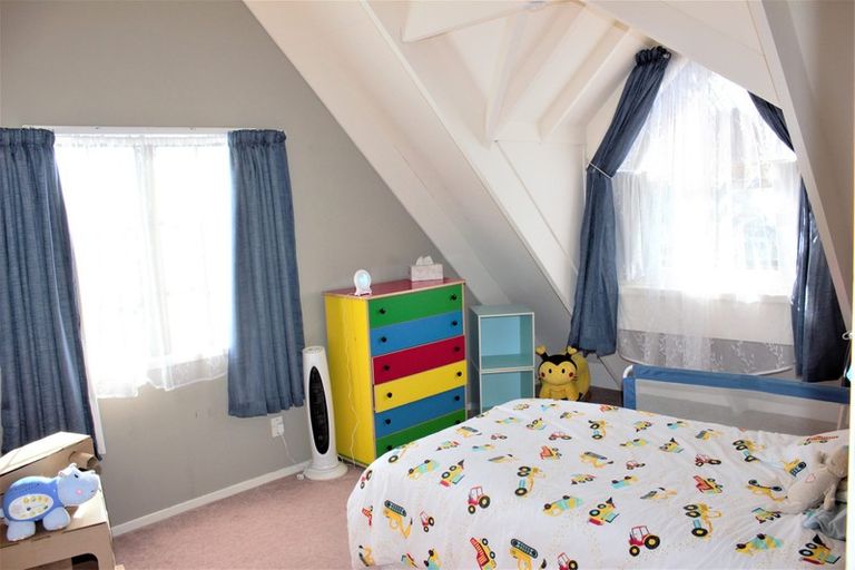 Photo of property in 61 West Hoe Heights, Orewa, 0931