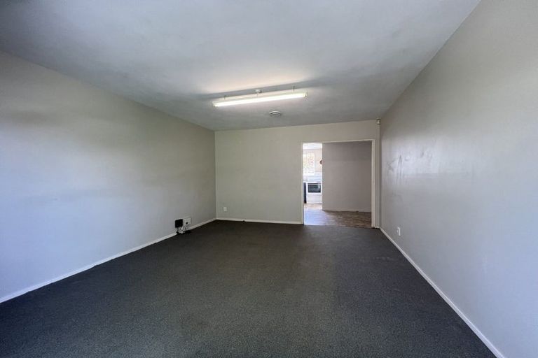Photo of property in 2/98 Peverel Street, Riccarton, Christchurch, 8041