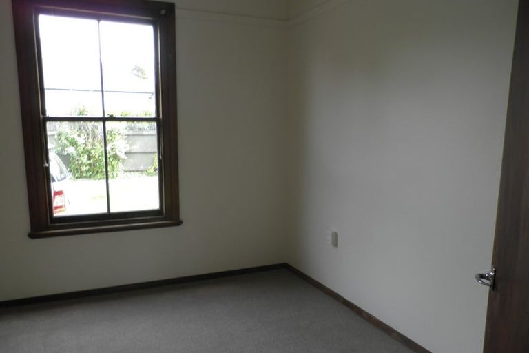 Photo of property in 90 Grafton Street, Waltham, Christchurch, 8011