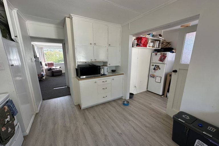 Photo of property in 96 Main Road, Titahi Bay, Porirua, 5022