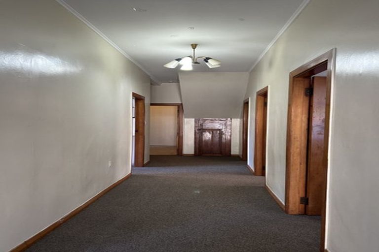 Photo of property in 34 The Parade, Island Bay, Wellington, 6023
