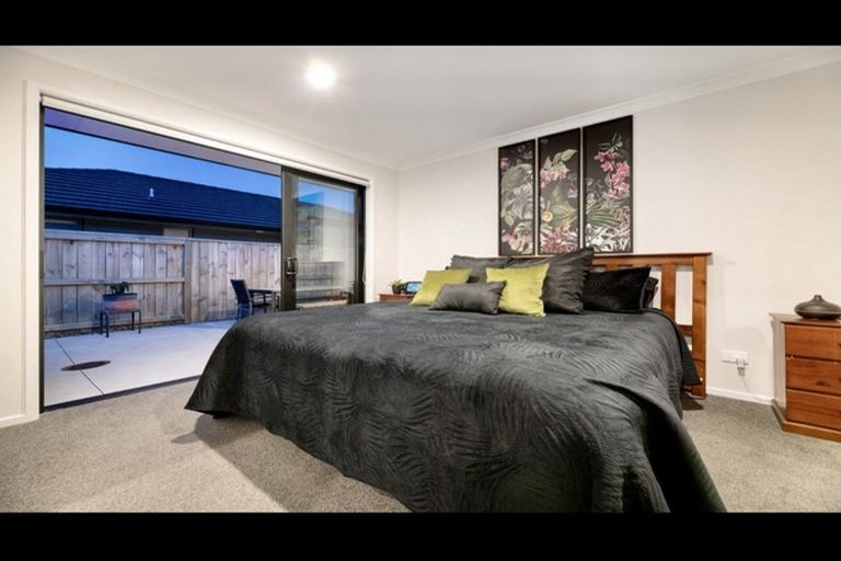Photo of property in 15 Kotiate Street, Papamoa Beach, Papamoa, 3118