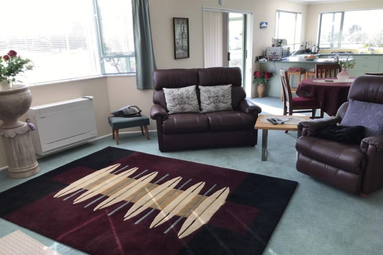 Photo of property in 27 Juliet Street, Stratford, 4332