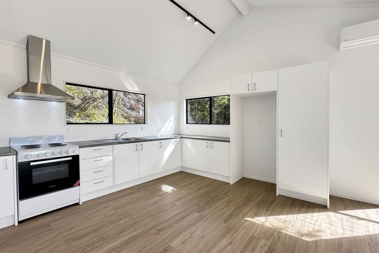 Photo of property in 35 Joyces Road, Paihia, 0200