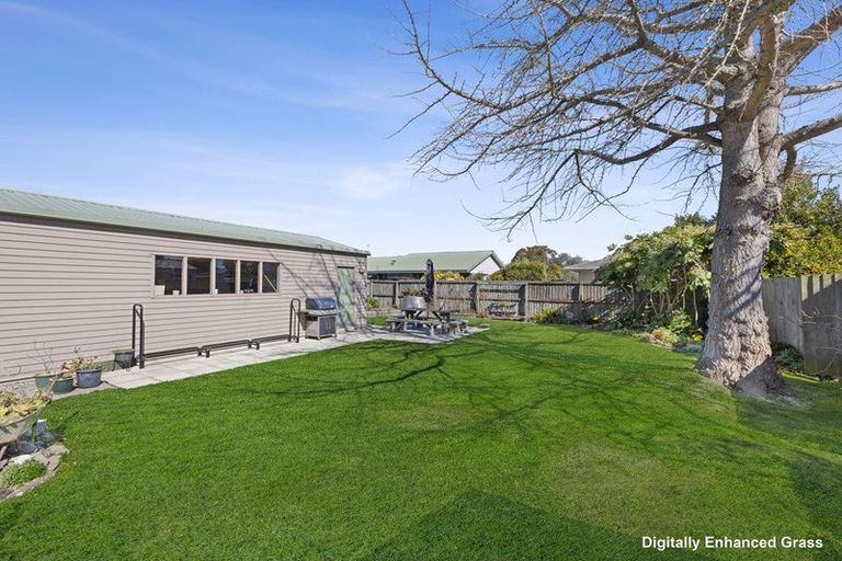 Photo of property in 3 Wallace Street, Bryndwr, Christchurch, 8053