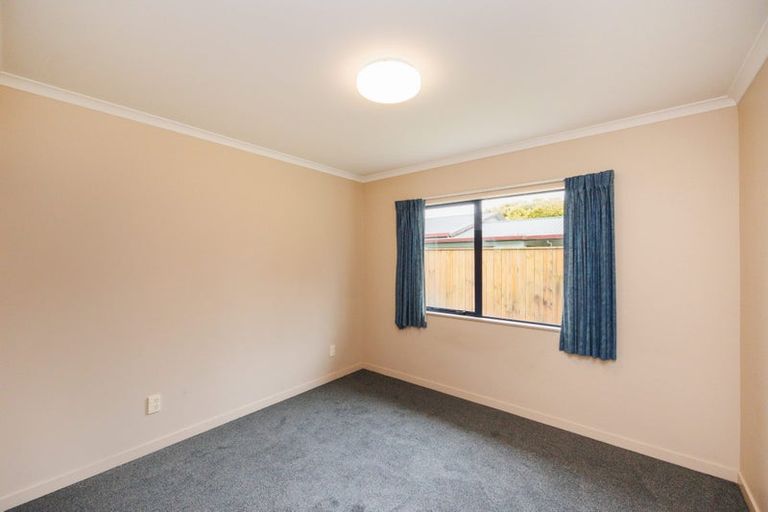 Photo of property in 27 Parnell Heights Drive, Kelvin Grove, Palmerston North, 4414