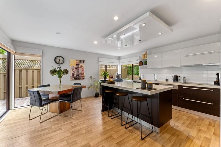 Photo of property in 9 Porritt Avenue, Chatswood, Auckland, 0626
