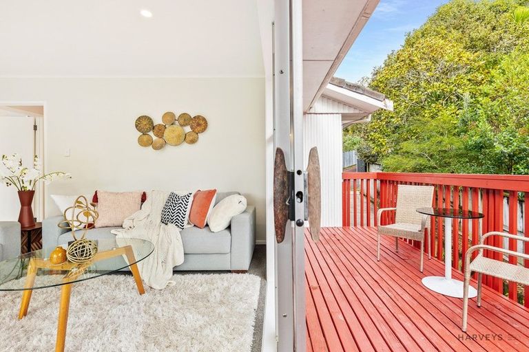 Photo of property in 1d Nandana Drive, Glen Eden, Auckland, 0602