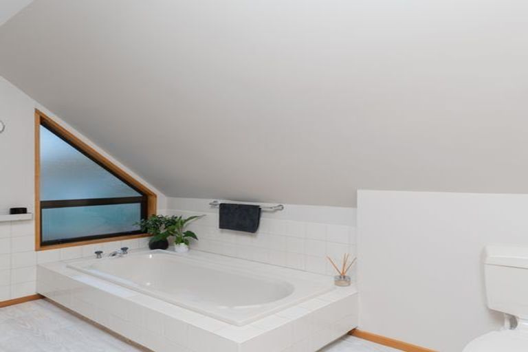 Photo of property in 52 Arlington Street, Burnside, Christchurch, 8053