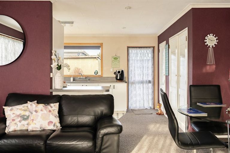 Photo of property in 49 Elderlee Street, Milton, 9220
