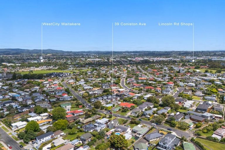 Photo of property in 39 Coniston Avenue, Te Atatu South, Auckland, 0610