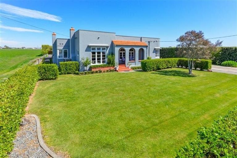 Photo of property in 55 Thompson Road, Twyford, Hastings, 4175