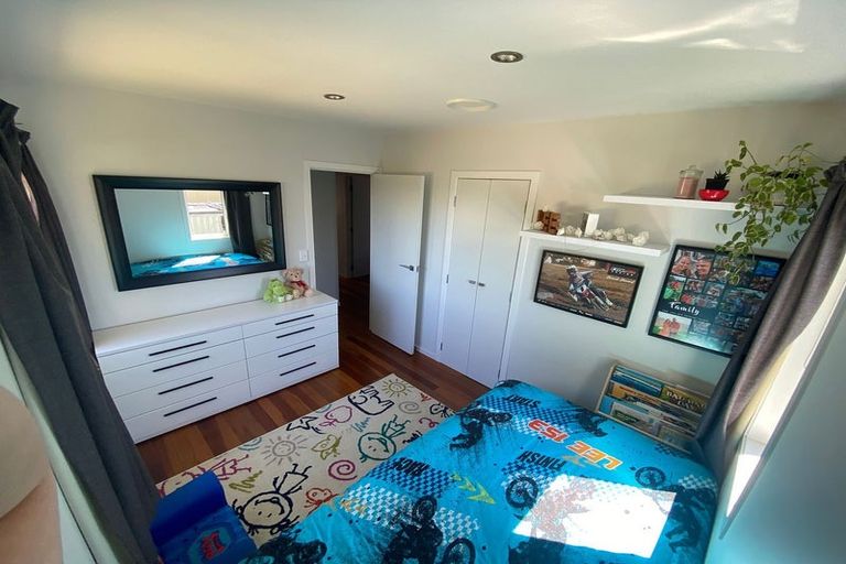 Photo of property in 285 Royal Road, Massey, Auckland, 0614