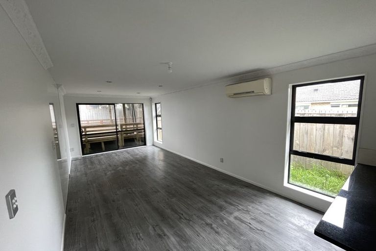 Photo of property in 93 Gray Avenue, Mangere East, Auckland, 2024