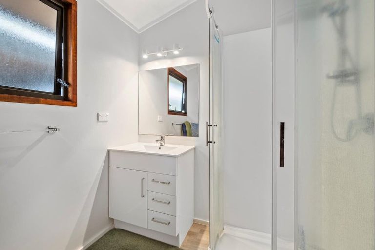 Photo of property in 16 Icarus Place, Sunnybrook, Rotorua, 3015