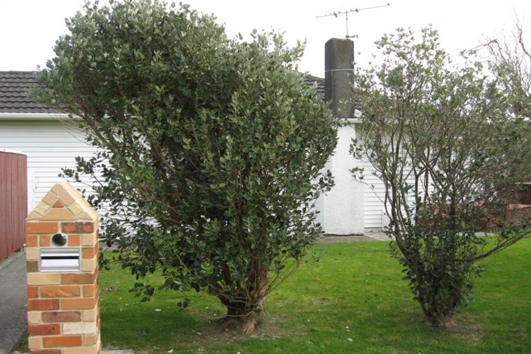 Photo of property in 33 Frederick Street, Wainuiomata, Lower Hutt, 5014