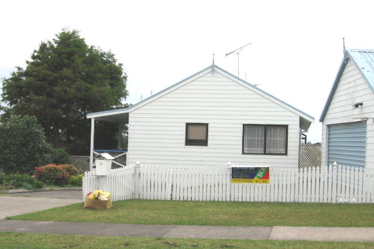 Photo of property in 9 Ebony Place, Massey, Auckland, 0614
