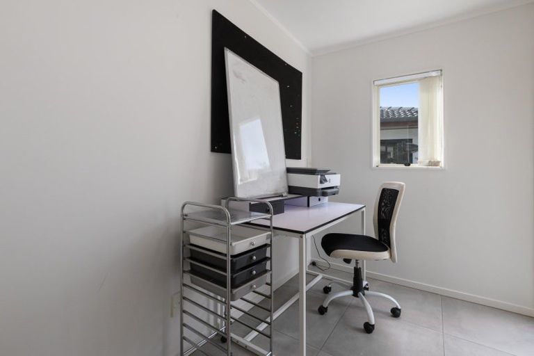 Photo of property in 6 Osprey Drive, Welcome Bay, Tauranga, 3112