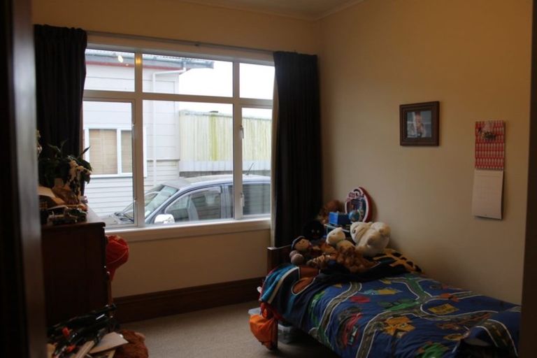 Photo of property in 37 Queen Street, Westport, 7825