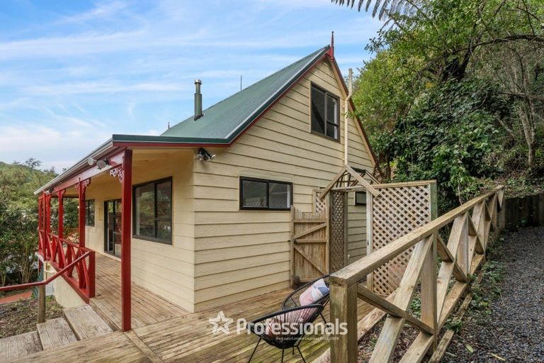 Photo of property in 79 Sunbrae Drive, Silverstream, Upper Hutt, 5019