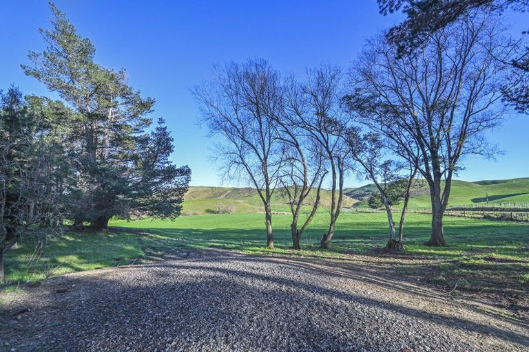 Photo of property in 906 Te Aute Trust Road, Poukawa, 4178