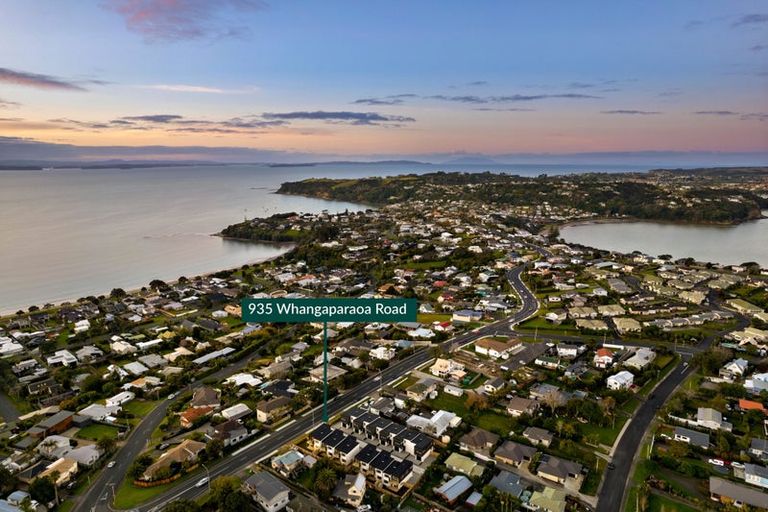 Photo of property in 935 Whangaparaoa Road, Manly, Whangaparaoa, 0930