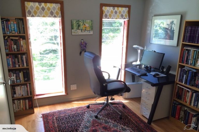 Photo of property in 10e Highland Crescent, Wadestown, Wellington, 6012